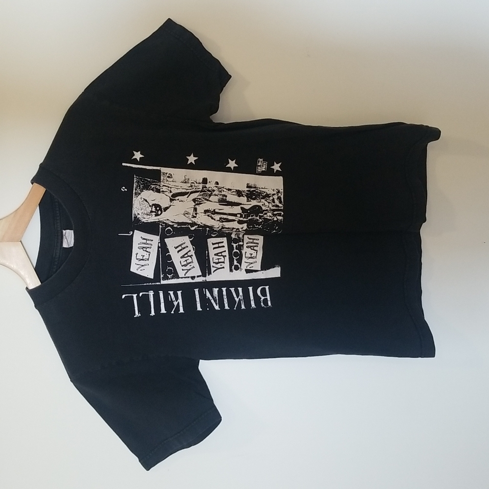 Bikini Kill Band Tee Shirt Small/Black